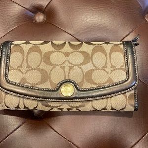 Coach women’s wallet